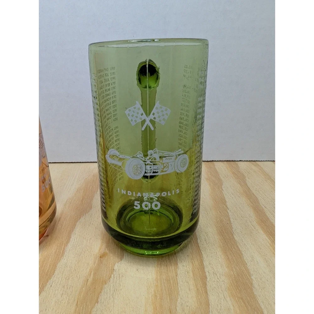 Vintage 1972 Souvenir Indianapolis 500 Winner's List 1941-1972 Green Pink Mug - Picture 2 of 6